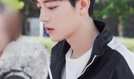 娱乐吃瓜君侯明昊,娱乐吃瓜界的“瓜王”崛起之路
