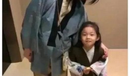 娱乐圈吃瓜爆料俩男,娱乐圈两大男星疑成“兄弟情”