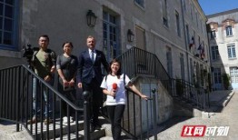 富县网红吃瓜事件视频,一场网络狂欢背后的真相揭秘